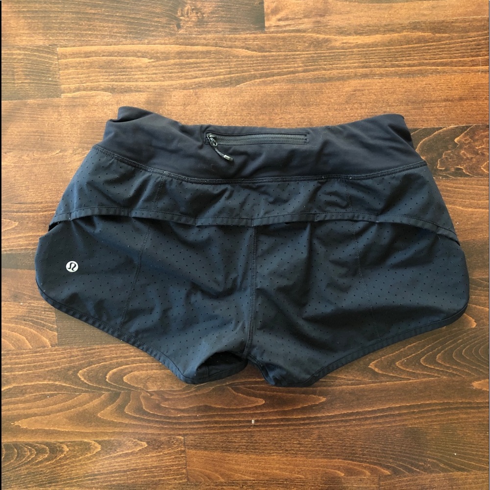 lululemon shorts size 2